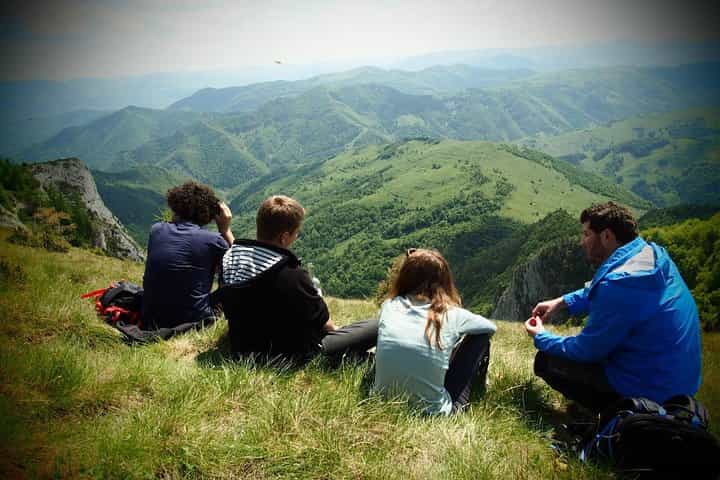 Discover Apuseni Mountains. Scarita Summit, Sipote Waterfall and Dumesti Village