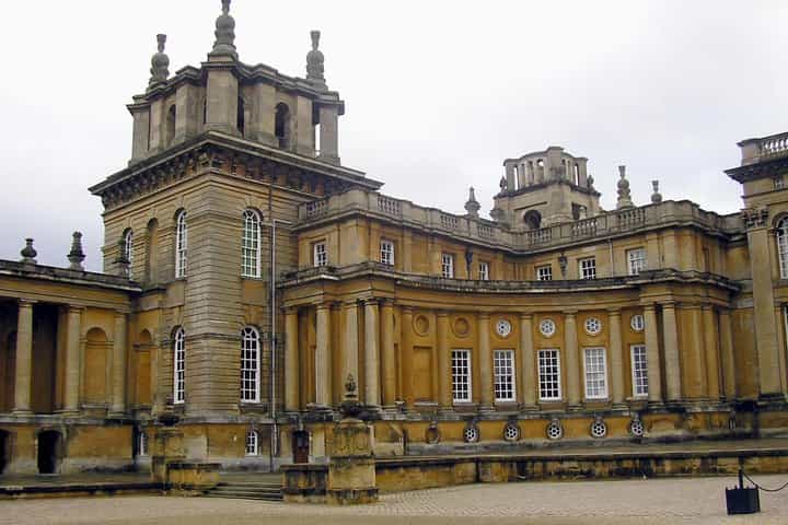 Private Airport Arrival or Departure Transfer Heathrow Airport to or from Oxford