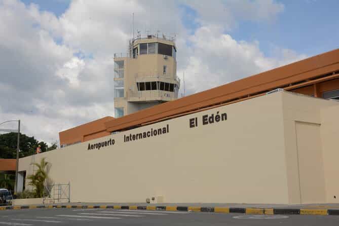 Traslado Hotel/Alojamiento a Aeropuerto Internacional El Edén Armenia 