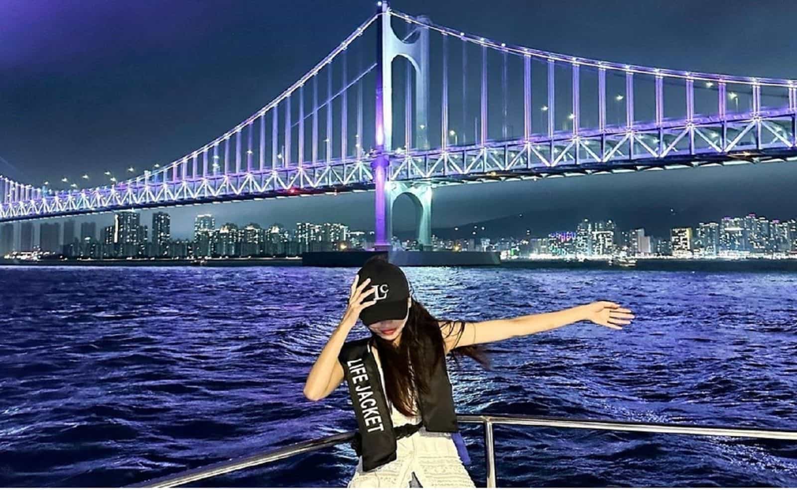 Busan Private Night Tour - City Lights & Food (Up to 7 Guests)