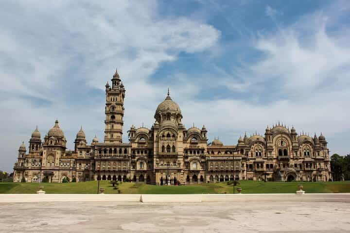 Vadodara to Mumbai Man-made Wonder of India