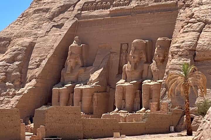 Luxor to Abu Simbel Private Day Tour – Guide & Tickets Included