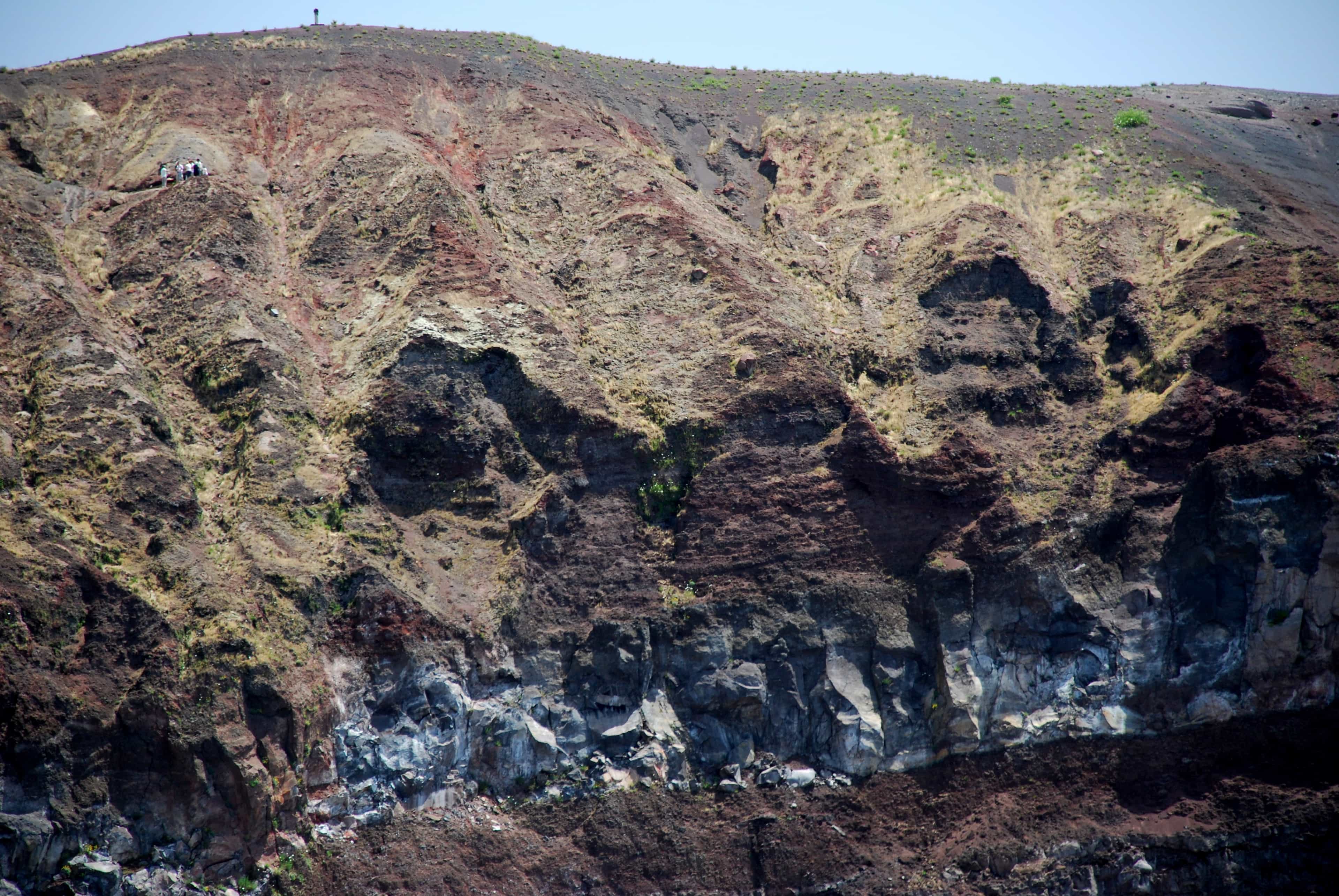 Mount Vesuvius daily tour with wine tasting 
