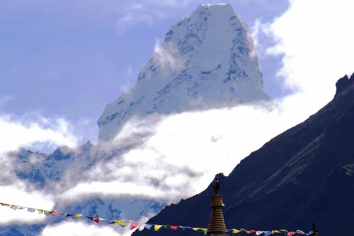 Everest Base Camp – Cho La Pass – Gokyo Ri Trek