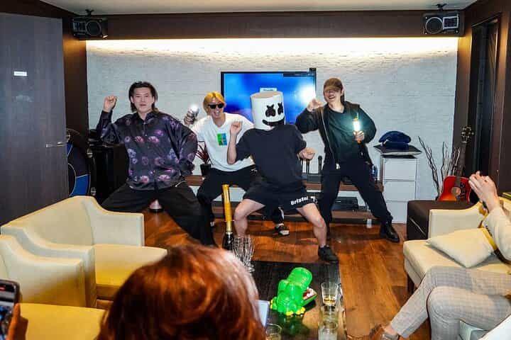 Only in Tokyo Nishi-Azabu Izakaya and Crazy Viral Staff Dance Bar