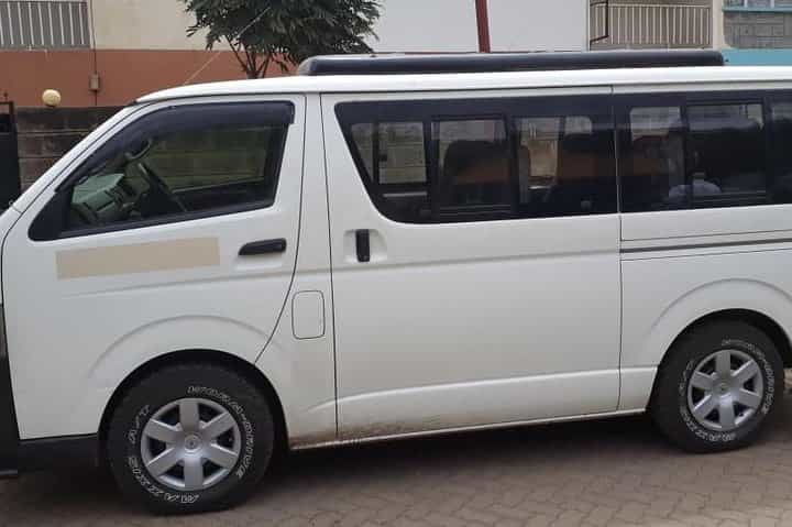 Return Airport Transfers in Nairobi