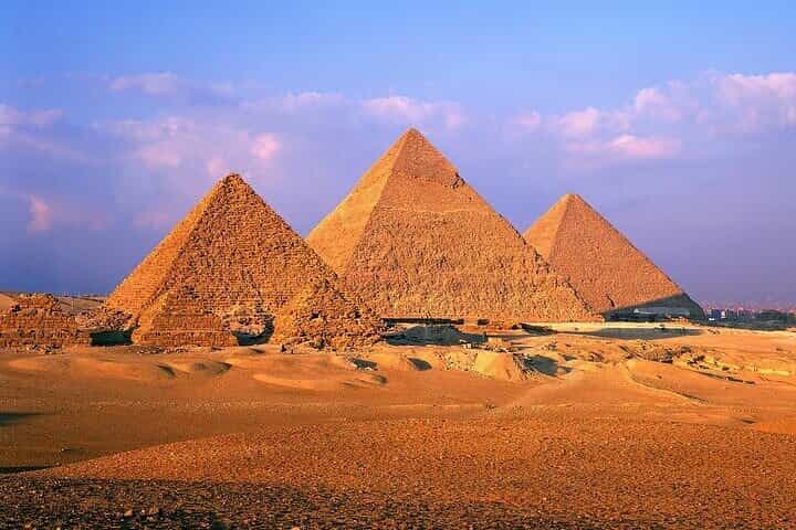 Day Tour Giza Pyramids and Felucca Boat Ride 