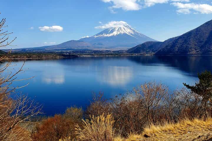 English Guided 2 Days Mt. Fuji and Hakone Private Tour