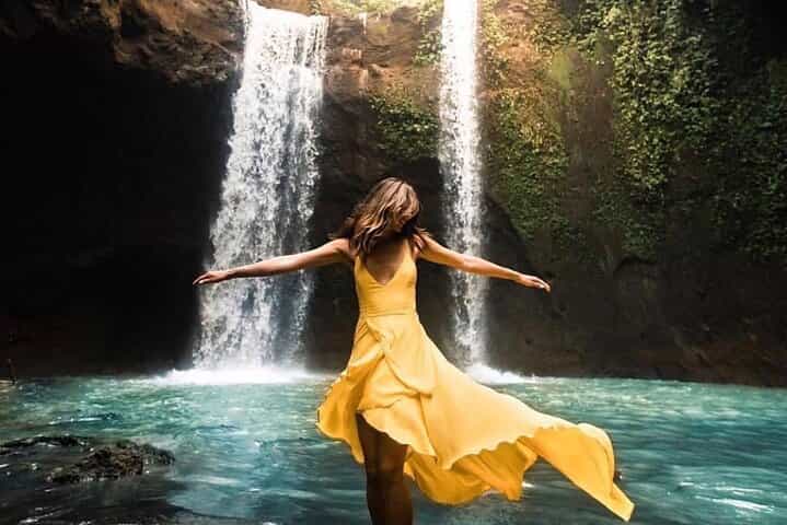 Full Day Private Tour in Ubud with Temple and Waterfalls 