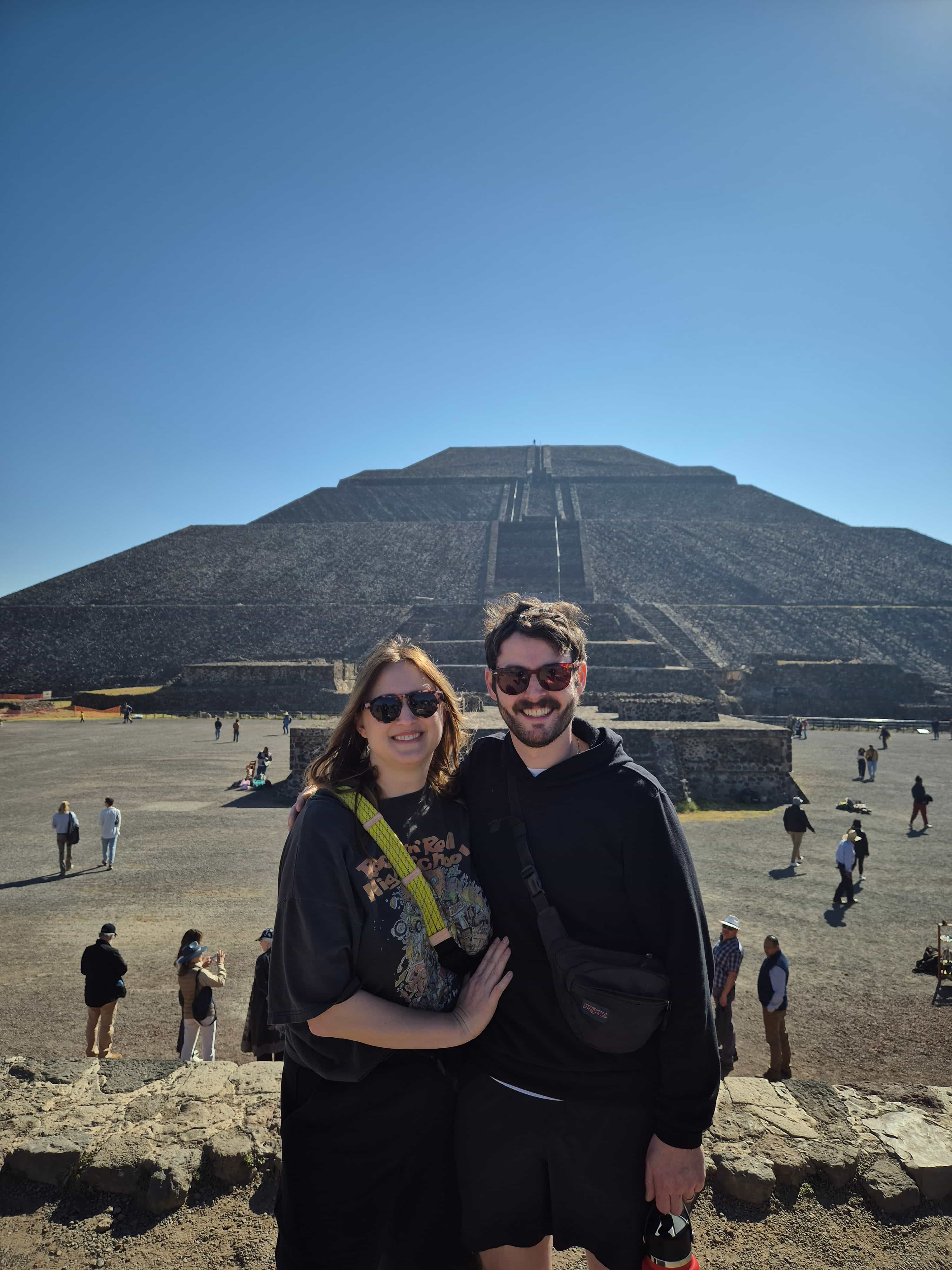 Teotihuacan Pyramids Private Tour + Transportation Included: Mexico City TM