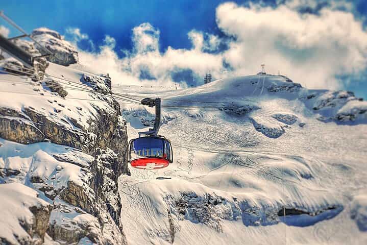 Mount Titlis Glacier World Private Day Trip from Zürich