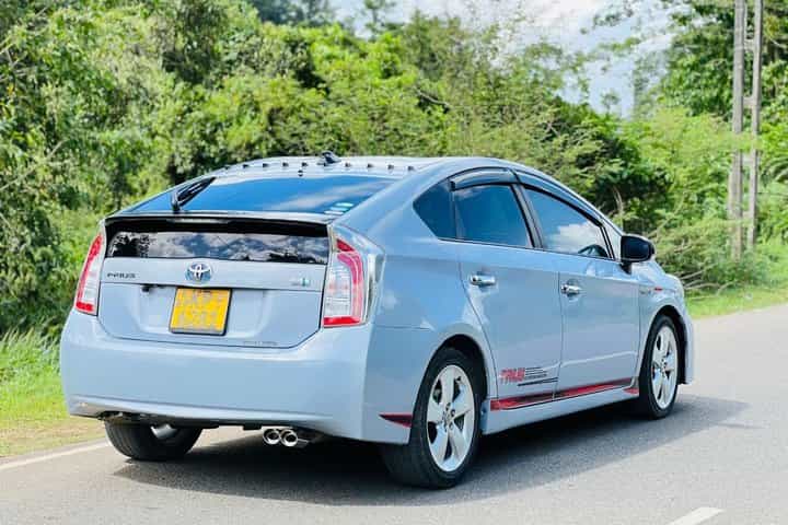 Arugam Bay to Colombo Private Taxi Transfer
