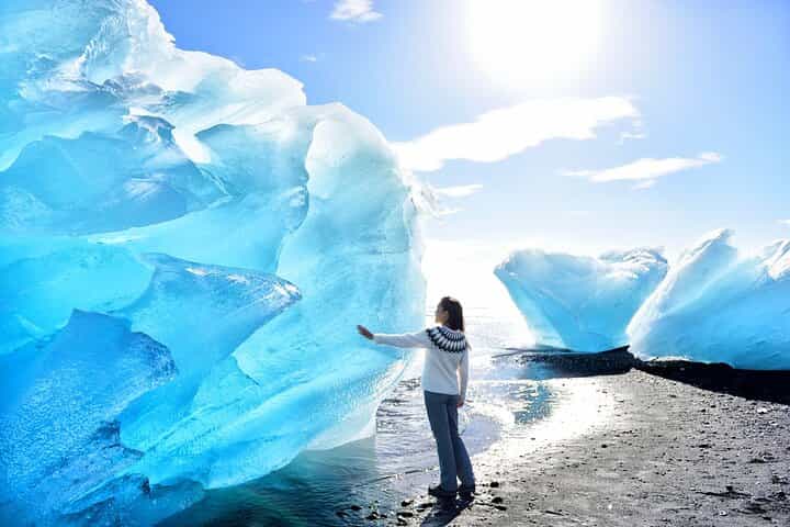 From Reykjavik: South coast, Diamond Beach &Glacier Lagoon Day Tour guided in Chinese冰岛南岸钻石沙滩&冰河湖中文一日团