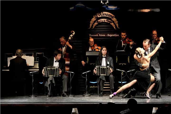 Buenos Aires Shore Excursion: La Ventana Dinner and Tango Show