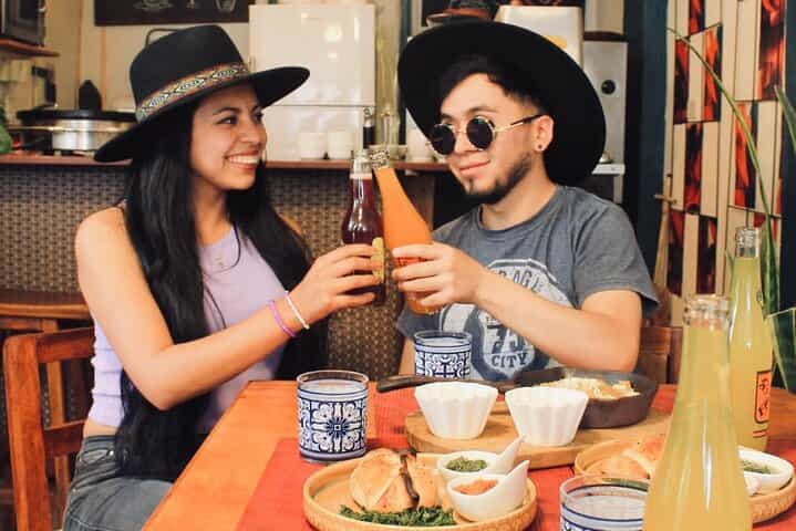 Half-Day Market and Ecuadorian Gastronomy Tour in Quito