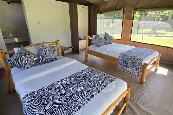 3 Days Masai Mara Gamedrive Camping Safari 4X4 Jeep