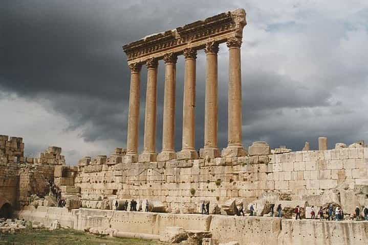 Private Anjar and Baalbek Tour from Beirut with Departure Ticket