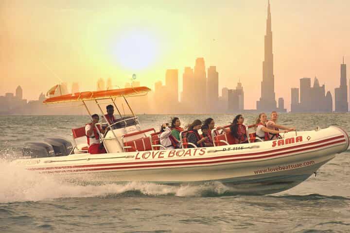 Dubai Speedboat: Cruise Atlantis, Marina & Burj Al Arab Tour