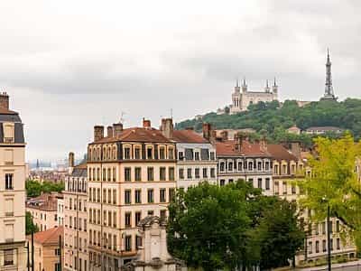 Lyon: Peninsula & Croix Rousse Slopes Walking Tour 