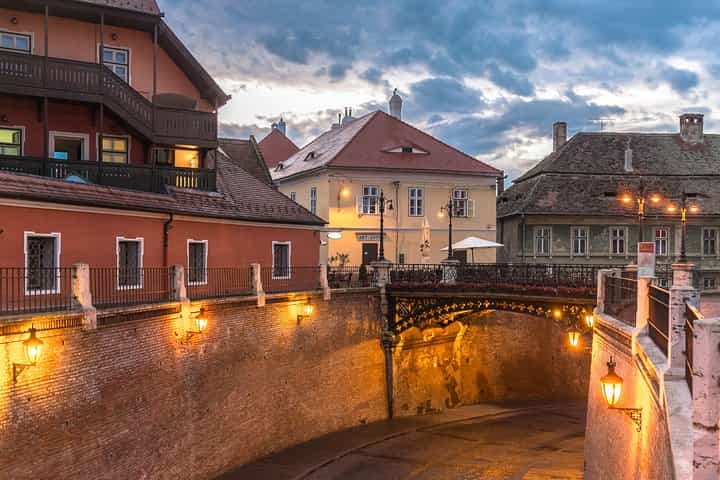 Discover Transylvania: Peles, Bran, Sighisoara in a 2-Day Journey