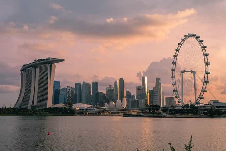 Food and Architecture Tour in Singapore
