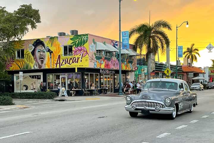Little Havana Walking Tour – Food Tastings, Traditions & Music