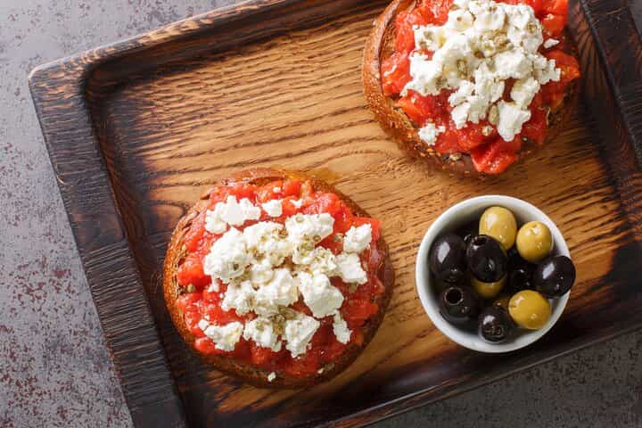 Walking Food Tasting Tour in Chania Town