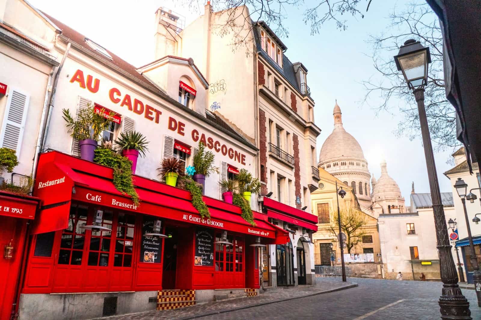 Montmartre Walking Tour: An Artist’s View of Paris