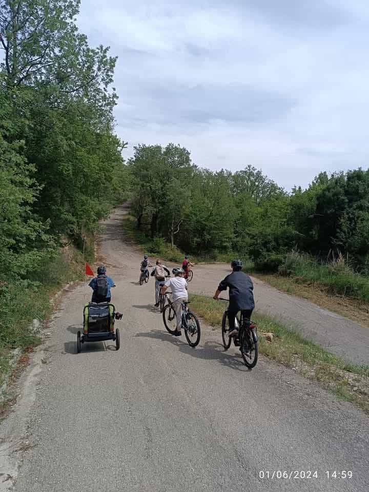 E-Bike Rental in Trigno Valley to Explore Ancient Villages & Nature