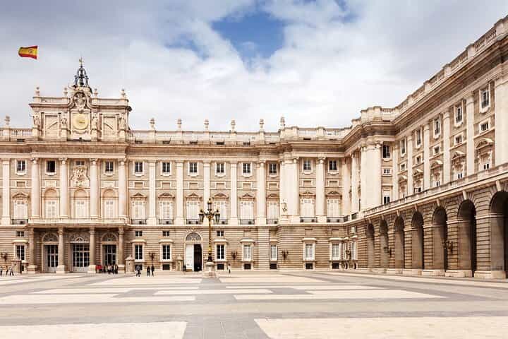 Imperial Madrid: Royal Palace and the Habsburg dynasty in Madrid