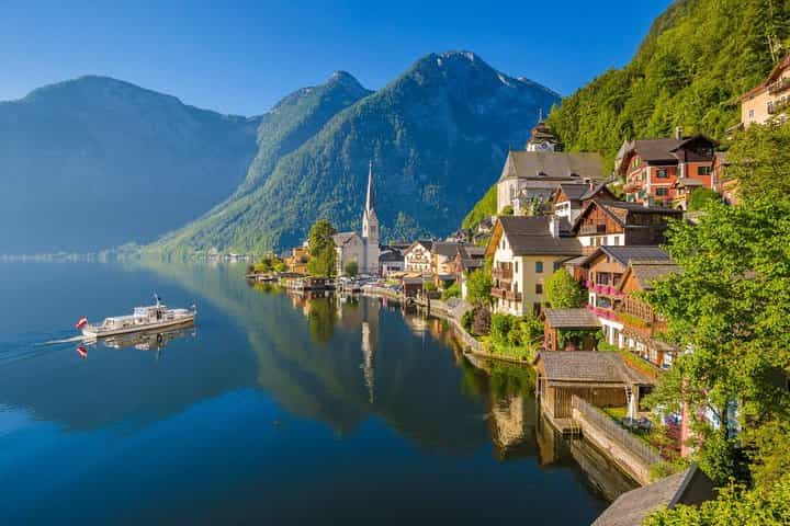 Hallstatt Small-Group Day Trip from Vienna 