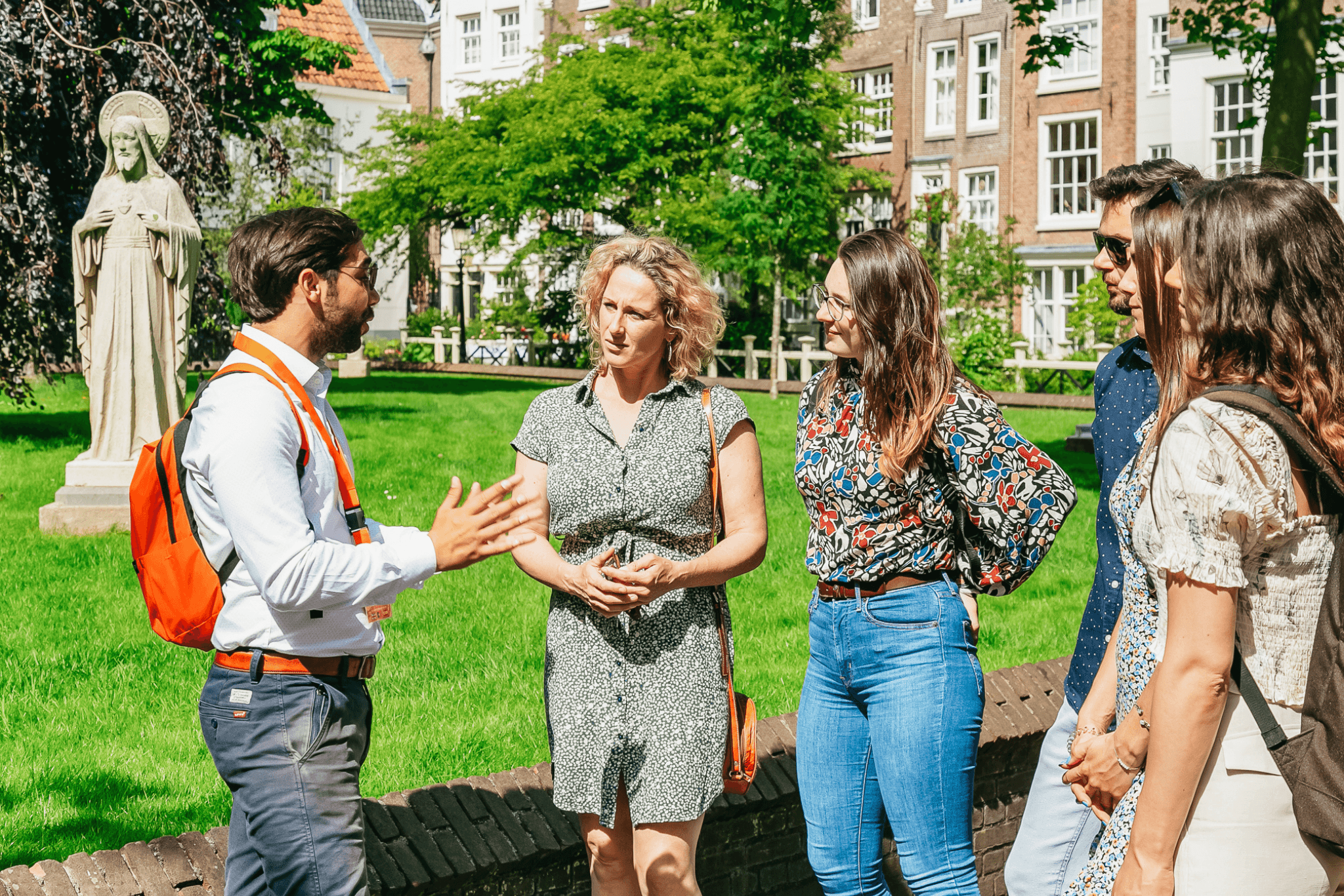 Amsterdam: History & Highlights Walk with Stroopwafel Tasting 