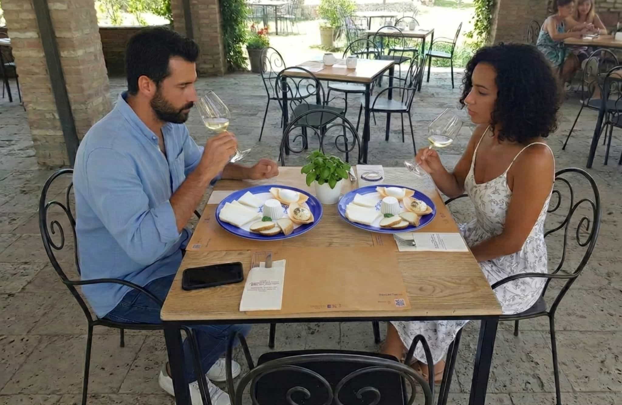 Buffalo Farm Tour, Mozzarella & Cheese Tasting in Paestum