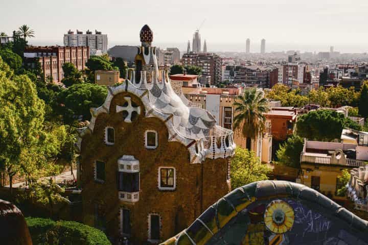 Private Park Güell Guided Tour with Licensed Tour Guide