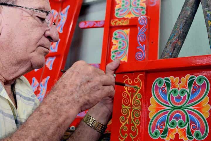 Sarchi Oxcarts & Souvenir Shopping Private Tour