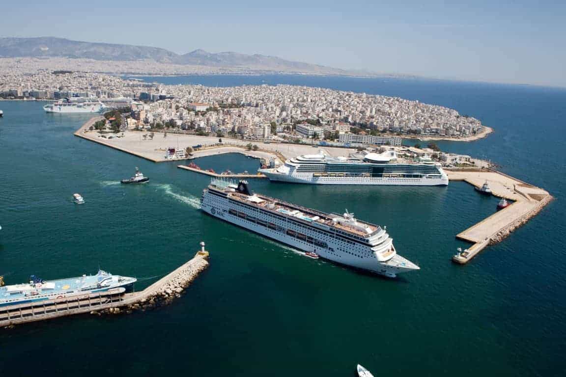 Private Premium Transfers between Athens, Piraeus Port & Athens Airport 