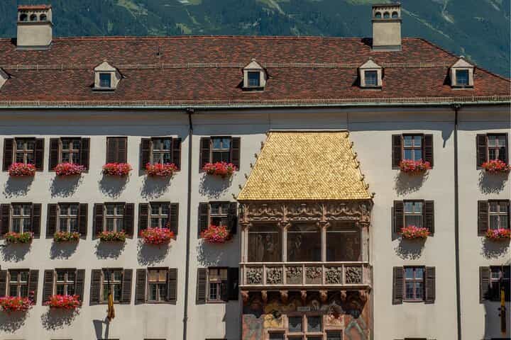 Innsbruck Scavenger Hunt & Highlights Self-Guided Walking Tour