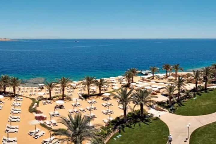 Day Tour To El Ain Sohkna From Cairo