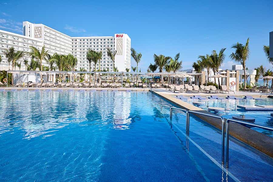 Private Sangster International Airport Montego Bay Transfers for Riu Aquarelle Falmouth