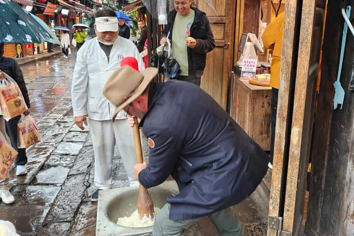 Chongqing City Private Walking Tour Experience(Spanish & English)