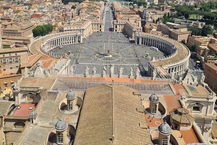 St. Peter's Basilica, papal tombs and Dome Climb guide tour