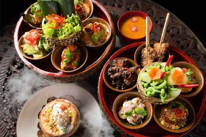Chiang Mai Traditional Khan Toke Meal & Cultural Performance