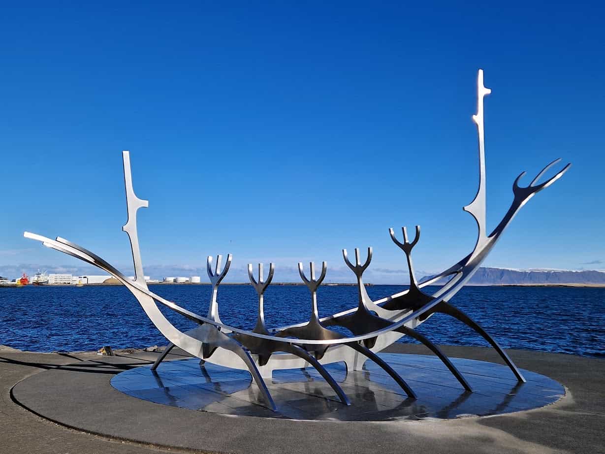 8 Days Guided Iceland Circle & Northern Lights