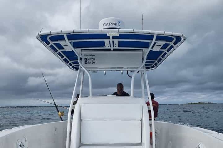 Private Charter for snorkeling, swimming pigs, turtles & fishing....