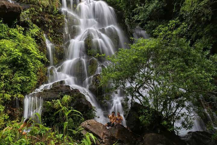 Botanic Garden, Paradise Cave and Phong Nha Cave Tour