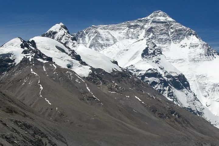 Everest Base Camp Trek from Kangshung Face | The Remote North Face Route (18 Days)