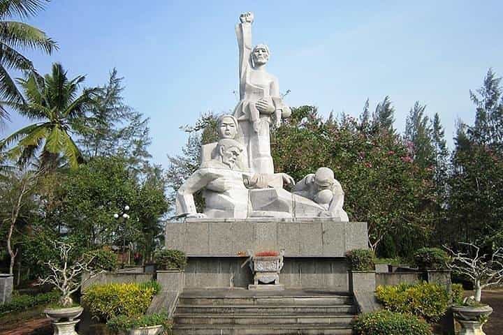 Da Nang: Full-day My Lai Massacre Memory Tour 