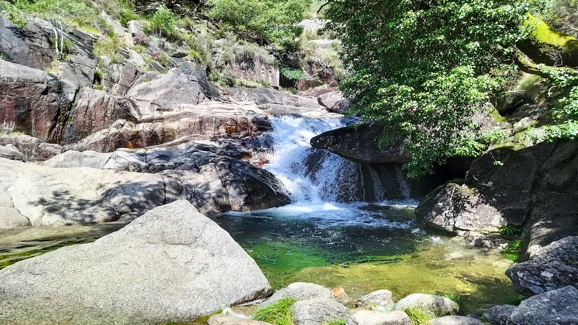 Private Gerês Tour from Porto: Waterfalls, Viewpoints and Thermal Villages
