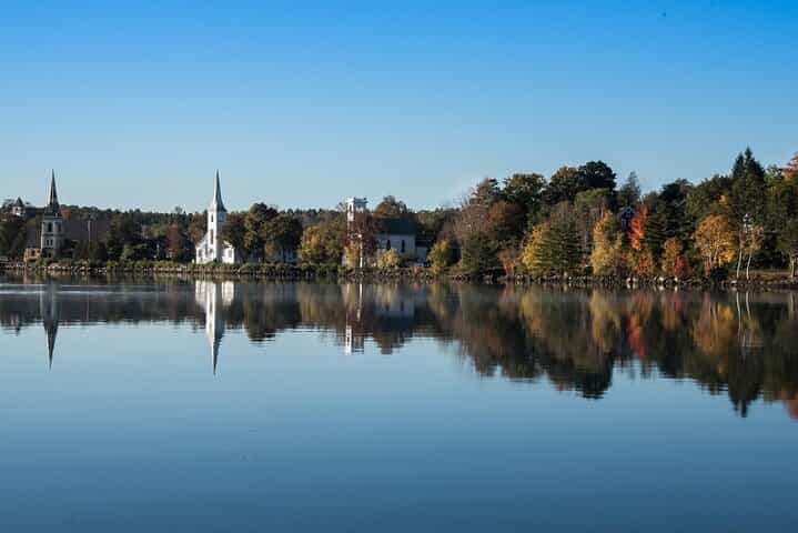 Private 8-Hour Halifax and South Shore Guided Tour
