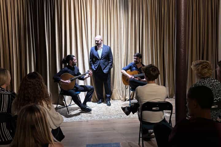 Lisbon: Authentic Live Fado Show in Alfama With Port Wine